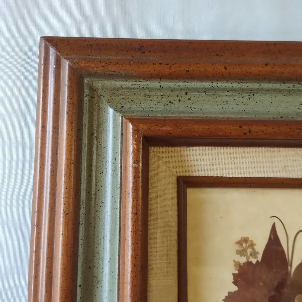 Dried Wild Flowers Dogwood Leaves Naturalistic Green Brown Framed Picture - Picture 3 of 9